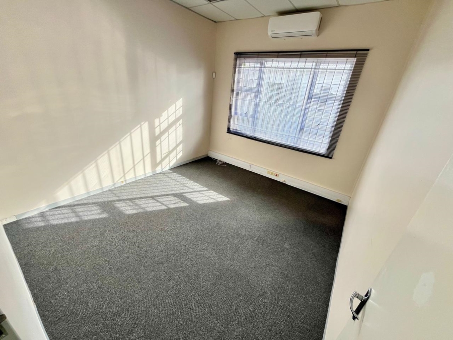 To Let commercial Property for Rent in Berea Eastern Cape